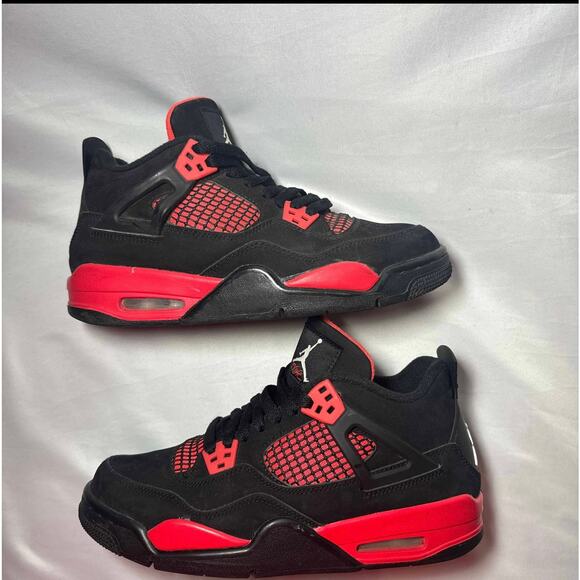 Size 7 - Nike Air Jordan 4 Retro GS Red Thunder Men's Shoes - Picture 2 of 9